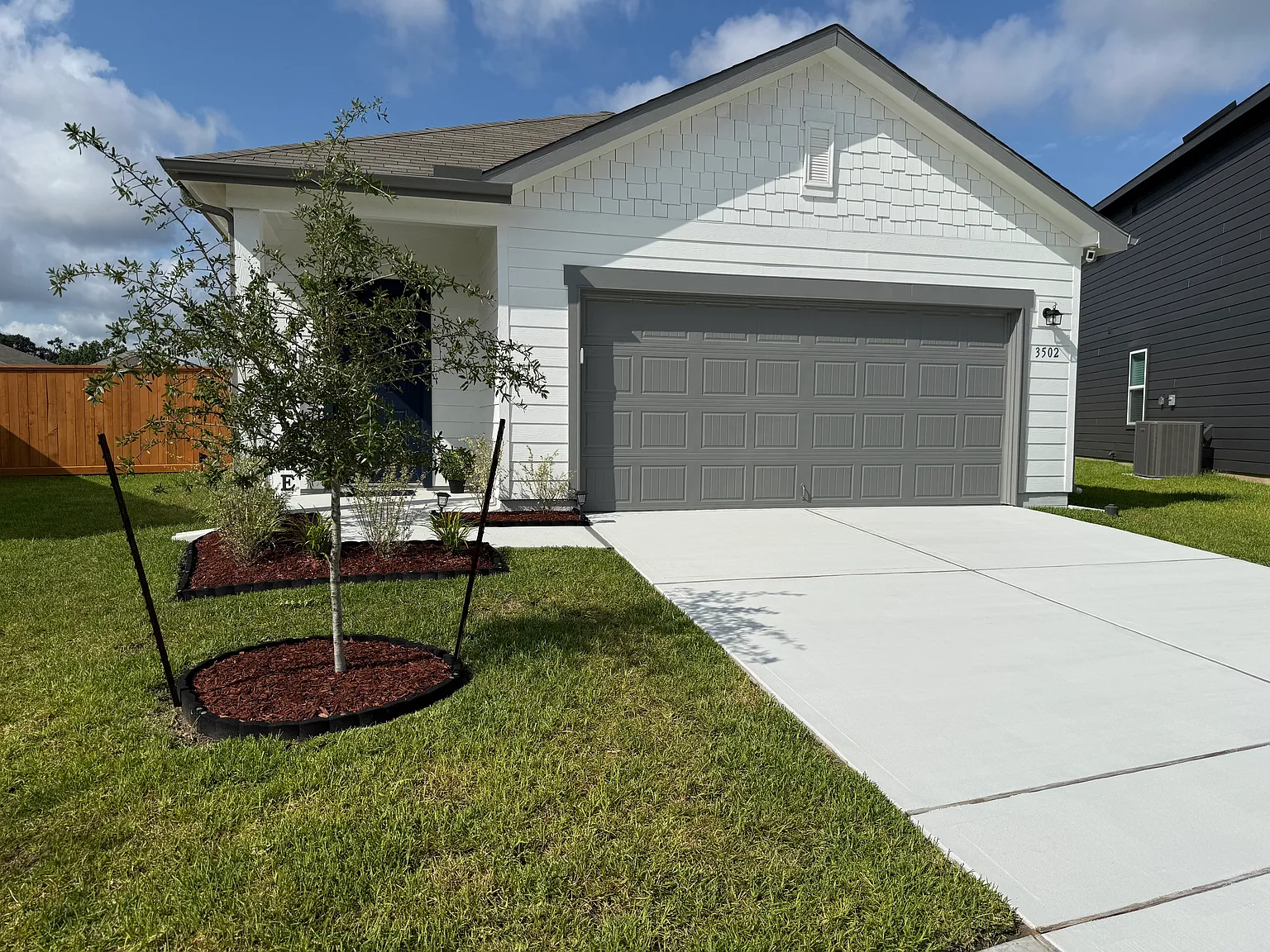 3 bed, 1499 sqft, $1,849 — Photo 2
