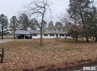 1085 W Cedar St, Olmsted, IL 62970