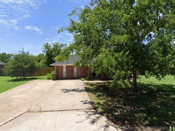 1359 Evergreen St, Lone Grove, OK 73443