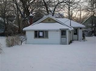 7011 Oak St, Cincinnati, OH 45244