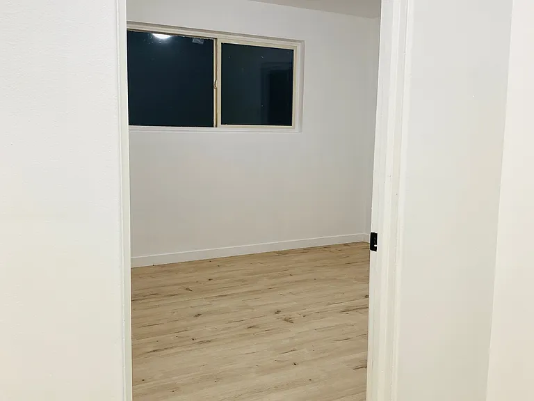 275 E Center St #5 — Photo 12