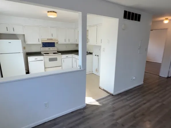 3318 W Sylvan Ln #3318, Peoria, IL 61615