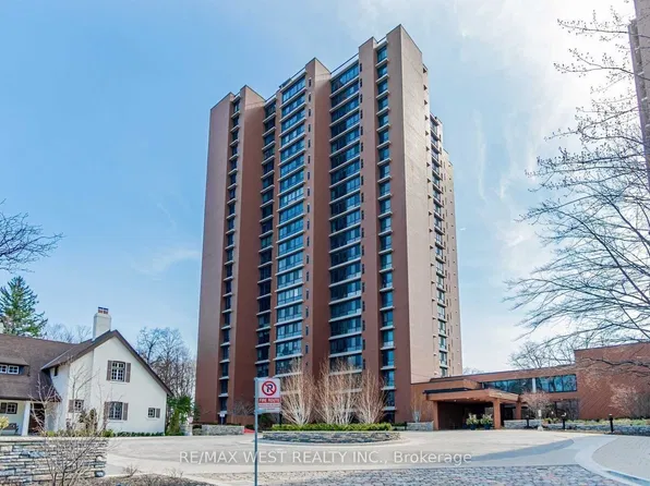 1400 Dixie Rd, Mississauga, ON