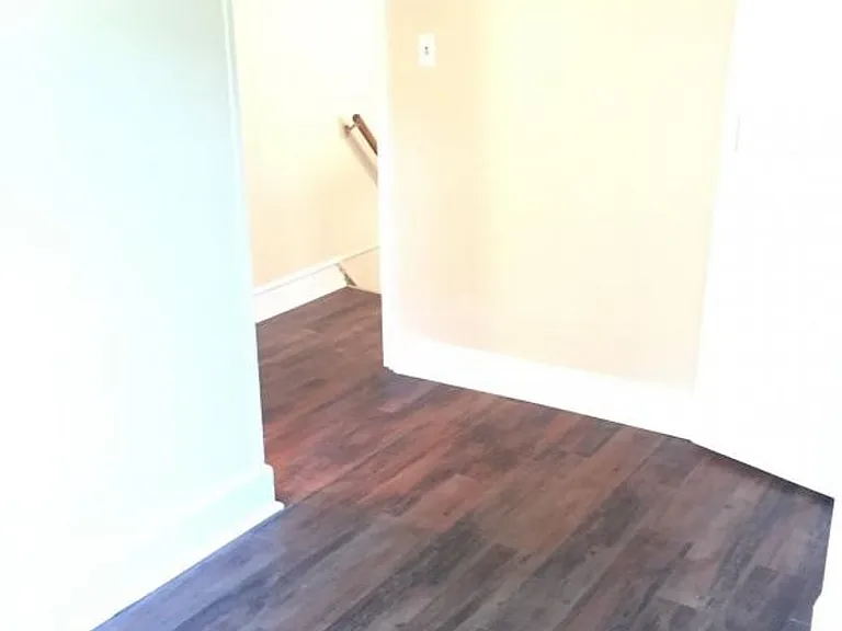 119 W Chapel Ave — Photo 11