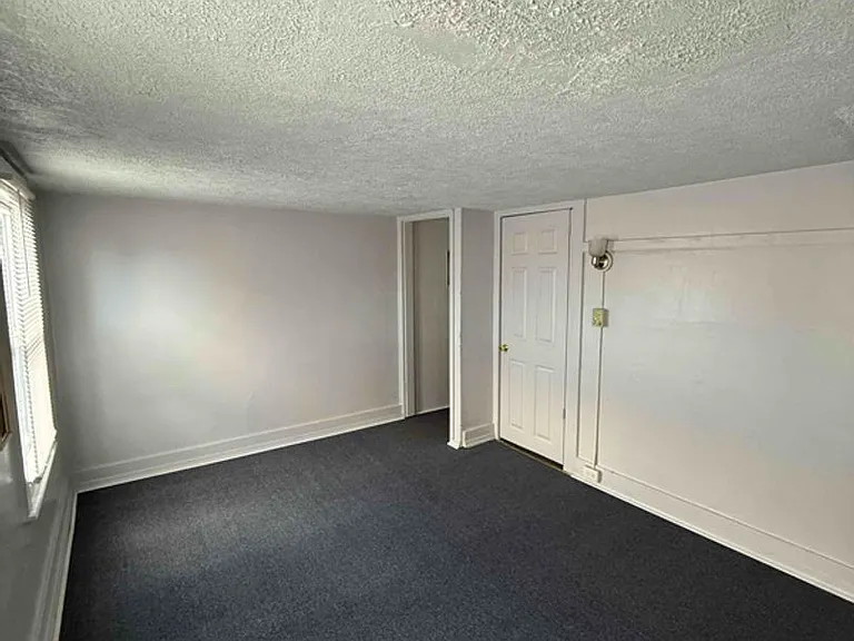 148 S Van Buren Ave — Photo 5