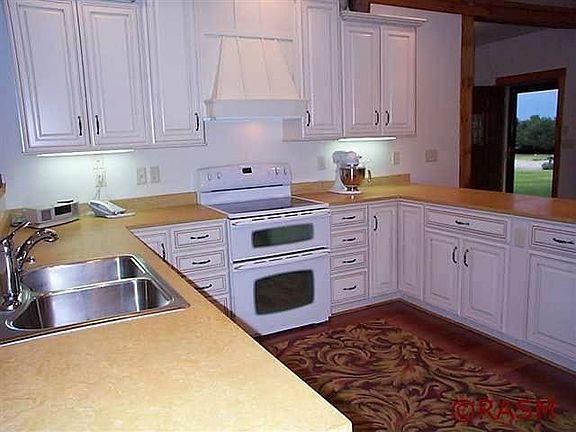 2nd image of 108 Loraine Dr