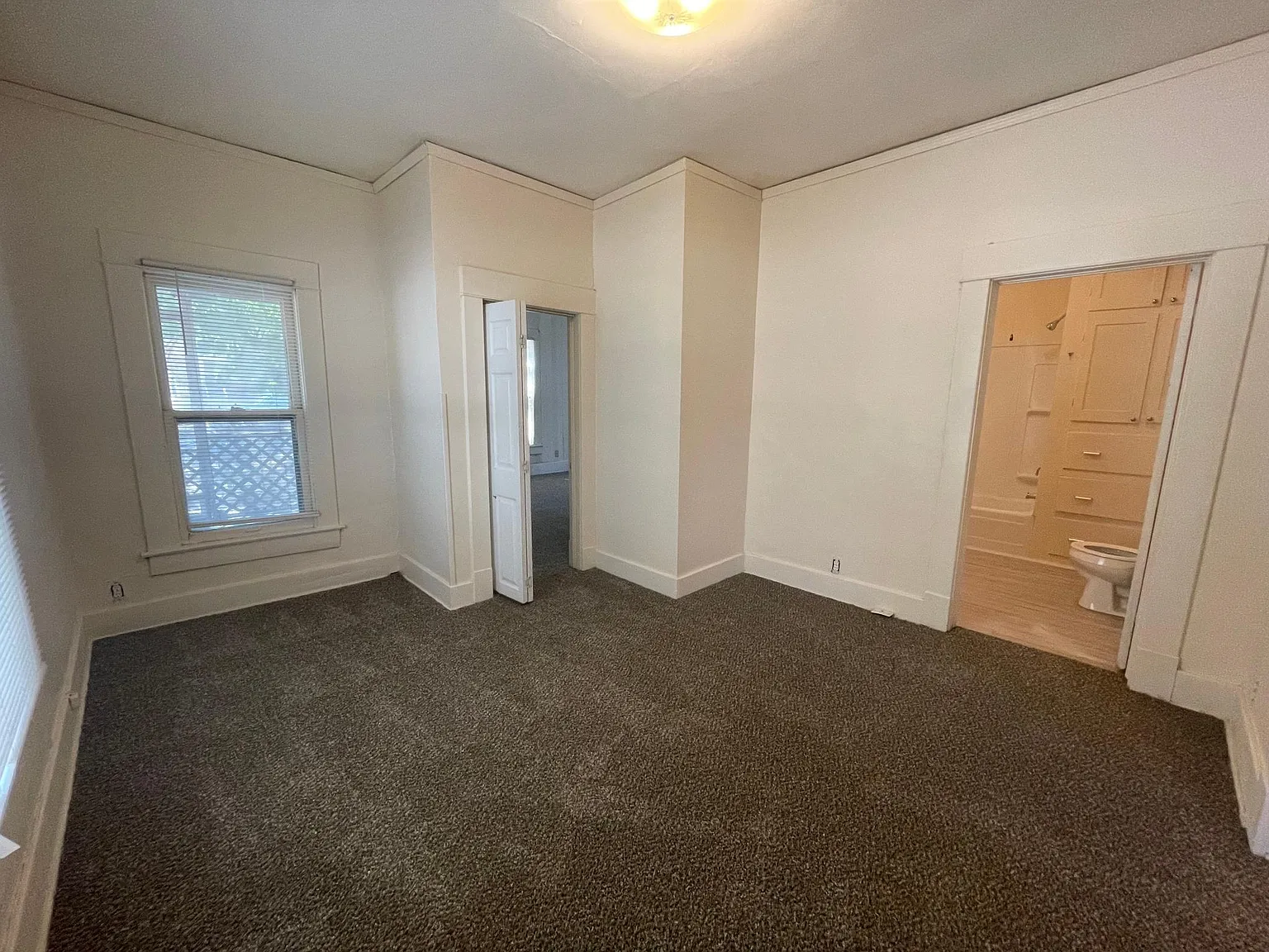 1660 S Palisade Ave — Photo 4