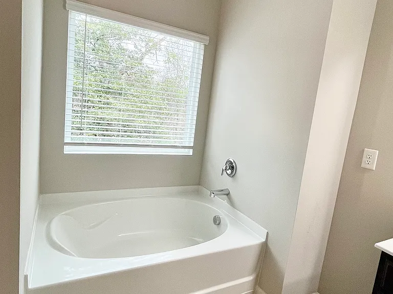 6428 Woodwell Dr S — Photo 17