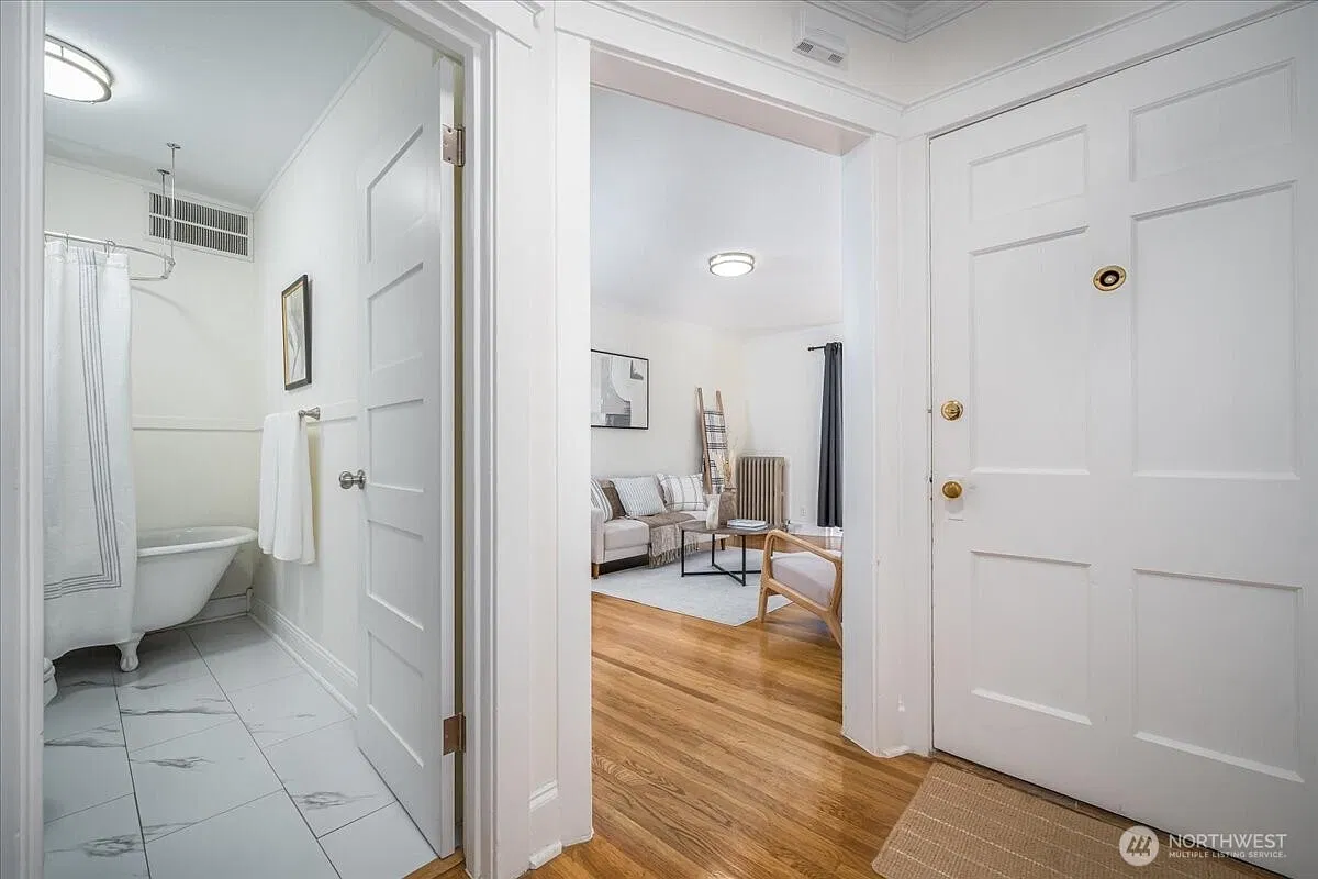 1 bed, 750 sqft, $2,600 — Photo 2