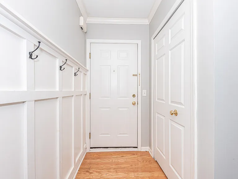 2646 S Knightsbridge Cir #1 — Photo 12