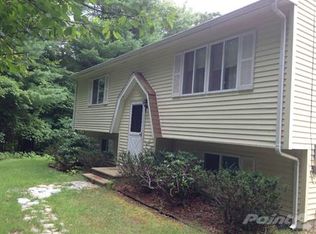 6 Ridley Ln, Hope Valley, RI 02832