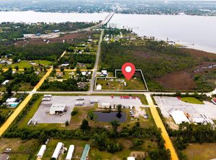 1542 McKenzie Rd, Southport, FL 32409