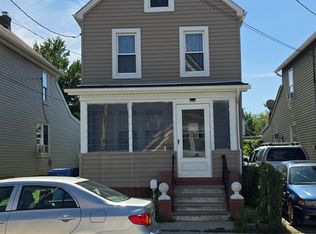 16 Holmes Ave, South River, NJ 08882