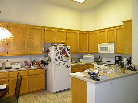 3rd image of 373 Illsley Way