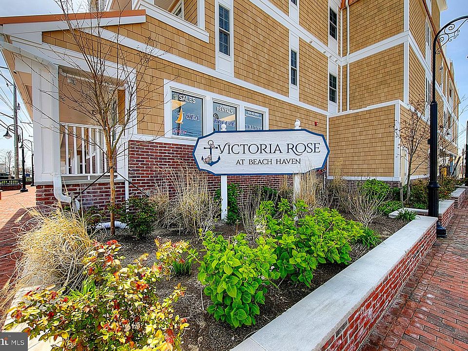 1st image of 510 N Bay Ave Unit 309