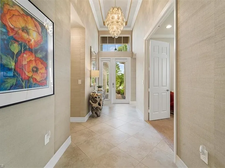 6670 Marbella Ln — Photo 4