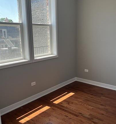 5th image of 1315 W Carmen Ave #1R