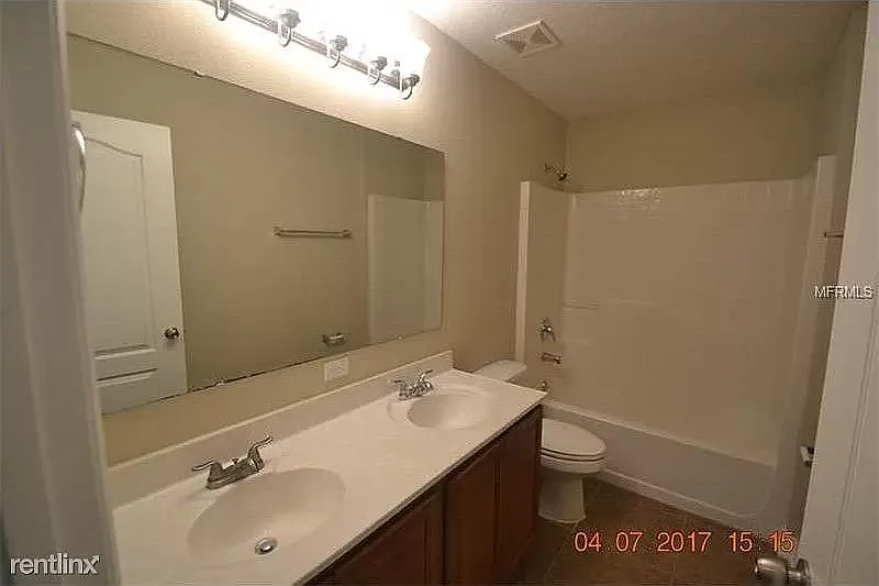 625 Kermarah Ave — Photo 3