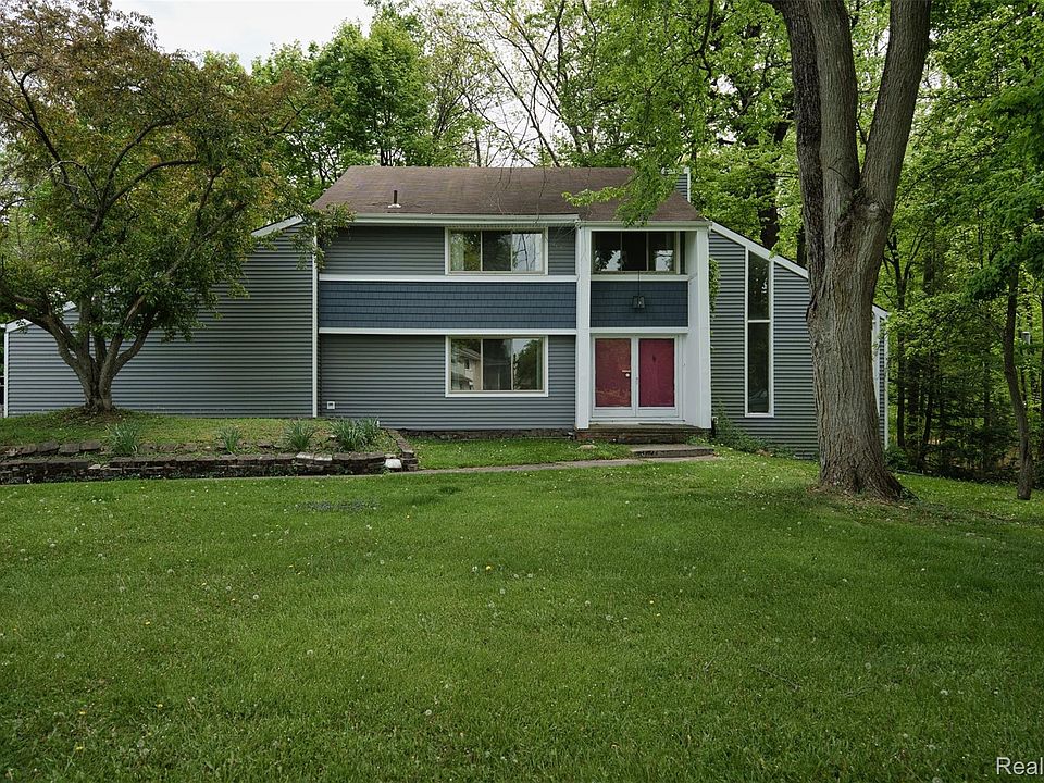 1st image of 25201 Briarwyke Dr