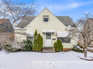 13001 Eastwood Blvd, Garfield Heights, OH 44125