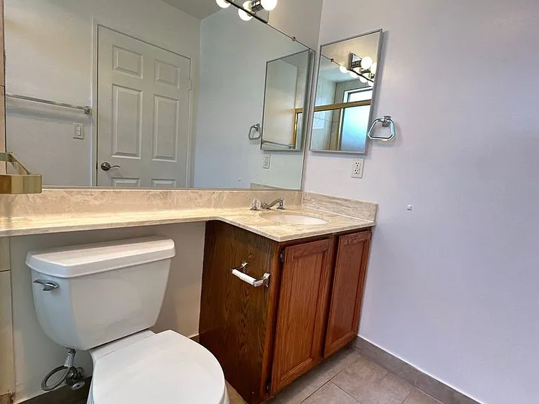 5455 Sylmar Ave #402 — Photo 21