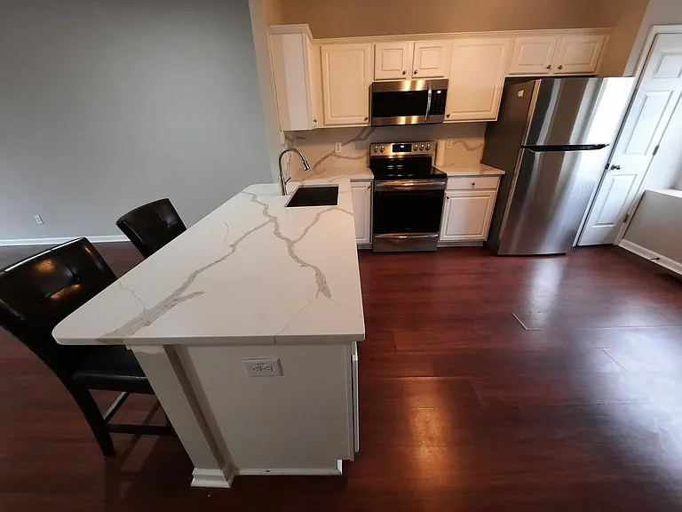 1707 Zachary Brook Ln — Photo 11