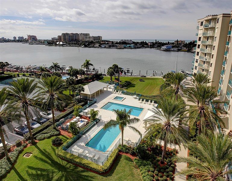 1st image of 670 Island Way APT 803