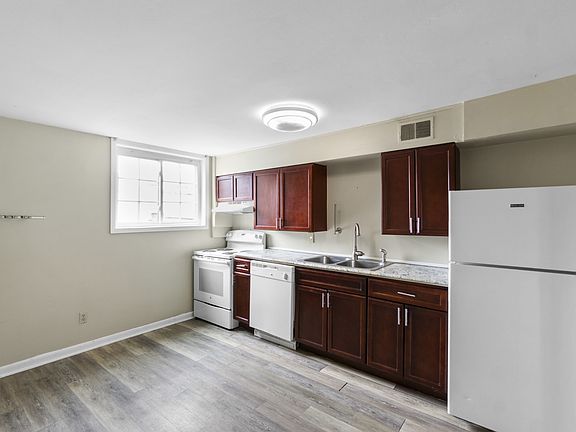 4th image of 101 Waldorf Pkwy #11372103