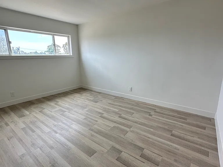 1544 Ruhland Ave — Photo 13