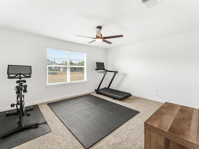 1828 Walnut Grove Bnd — Photo 31