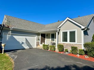 1286 Lexington Ln, Lake Zurich, IL