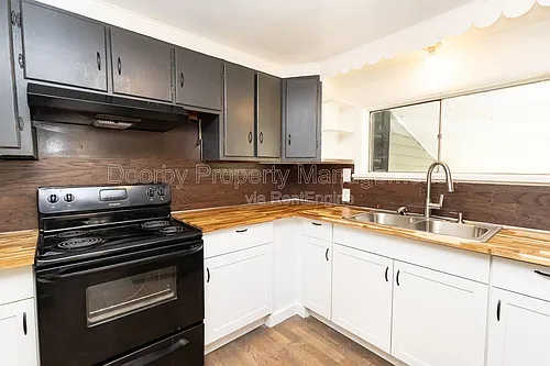 5270 Rotary Dr Photo 1