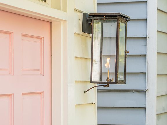 2nd image of 63 Radcliffe St
