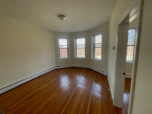 31 Brighton Ave #1 — Photo 5