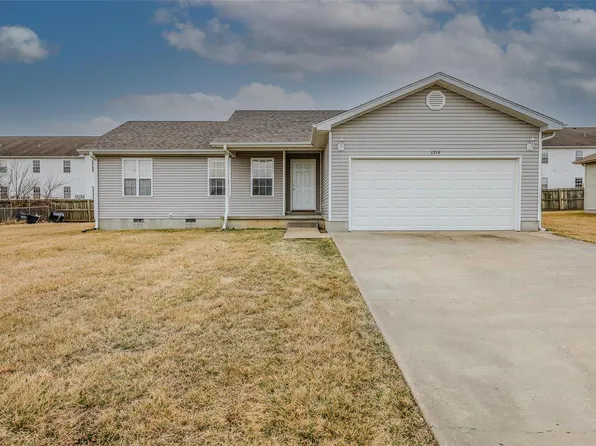 1216 Applelane Dr, Lebanon, MO 65536
