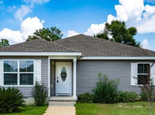 28 Rubens Ln, Defuniak Springs, FL 32433