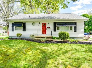 3569 Elm Rd, Stow, OH 44224
