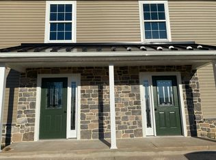 128 W Maple Grove Rd, Denver, PA 17517