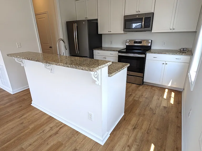 801 Mapleton Ave #1 — Photo 14
