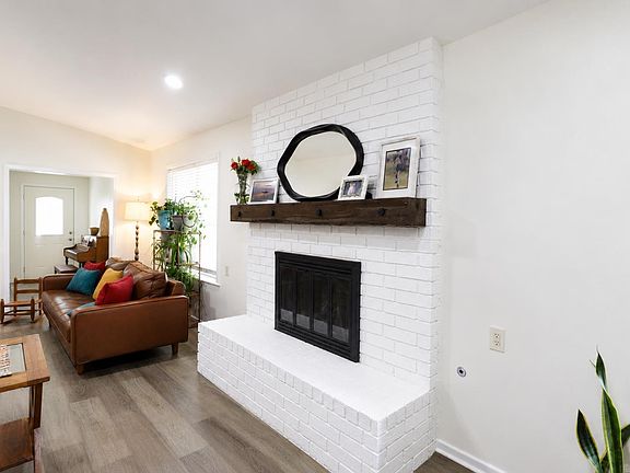 4th image of 3513 Richwood Dr