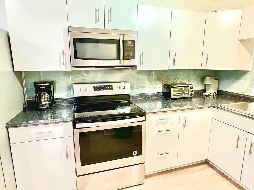 1st image of 630 SE 2nd Ave #630