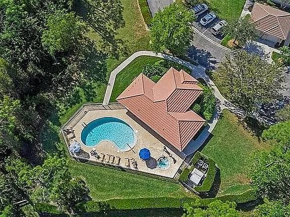 3rd image of 6215 Wilshire Pines Cir APT 1608