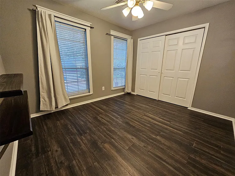 15015 Dawnbrook Dr — Photo 27