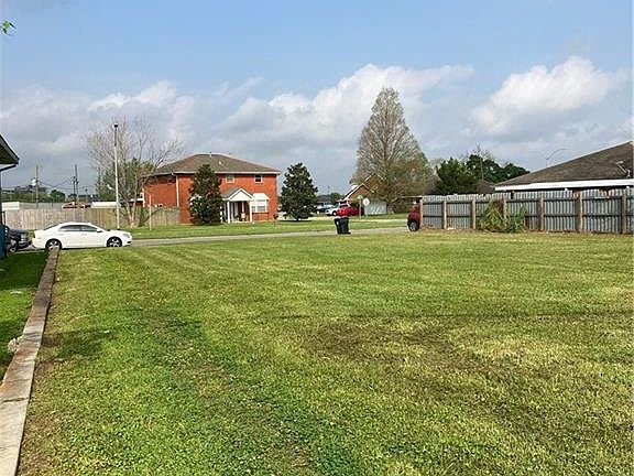3rd image of Jean Lafitte Pkwy