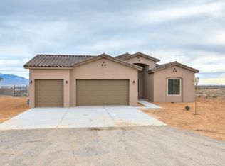 824 Villa Rd SE, Rio Rancho, NM 87124