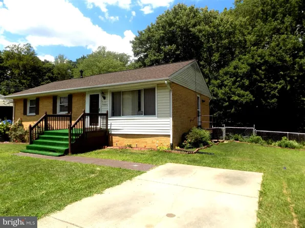 7702 Beechnut Rd, Capitol Heights, MD 20743
