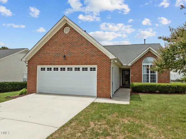 116 Kudrow Ln, Morrisville, NC 27560
