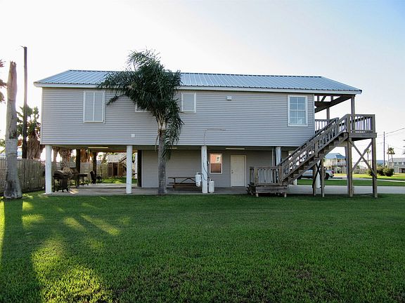 3rd image of 115 Constantin Dr