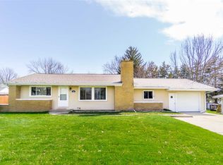 418 2nd St, Hudson, IA 50643