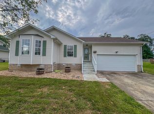 11240 Bell Station Rd, Oak Grove, KY 42262
